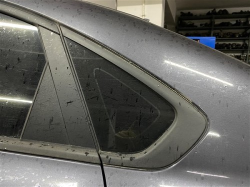 2023 Kia Cerato Sol Kelebek Camı 
