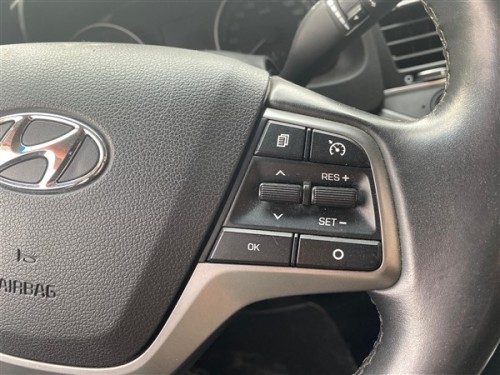 2017 Hyundai Elantra Hız Sabitleme Tuşu 