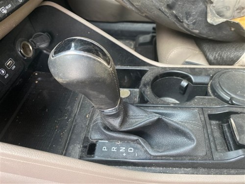 2019  Hyundai Tucson Vites Topuzu Ve Çerçevesi 