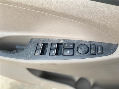 2019 Hyundai Tucson Dörtlü Cam Düğmesi 