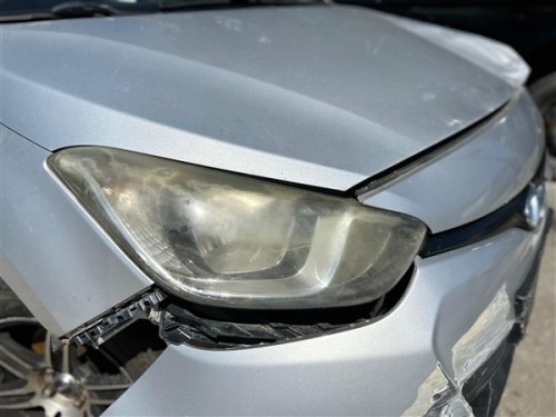 2012-2014 Hyundai İ20 Sağ Far 