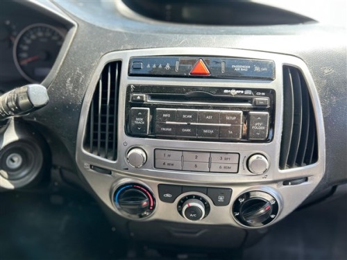 2012-2014 Hyundai İ20 Teyp