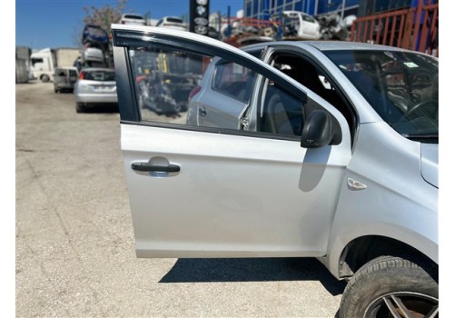 2012-2014 Hyundai İ20 Sağ Ön Kapı 