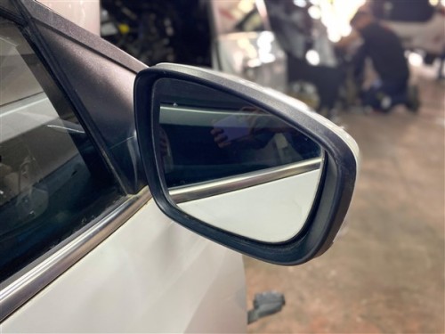 2015 Hyundai İ30 Elektrikli Sinyalli Sağ Ayna 