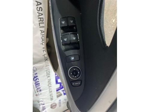 2015 Hyundai İ30 Dörtlü Cam Düğmesi 