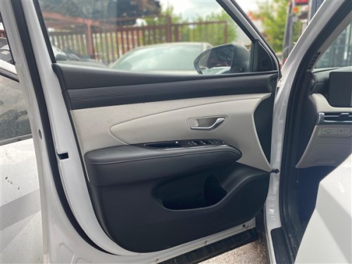 2025 Hyundai Tucson Elite Plus Sol Ön Kapı Döşemesi (Sıfır Orjinal)