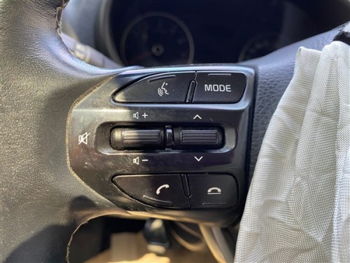 2021 Kia Picanto Ses Açma Kapama Tuşu 