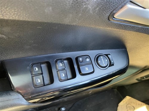 2021 Kia Picanto Dörtlü Cam Düğmesi 