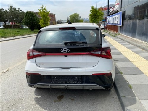 2024 Hyundai İ20 Arka Set