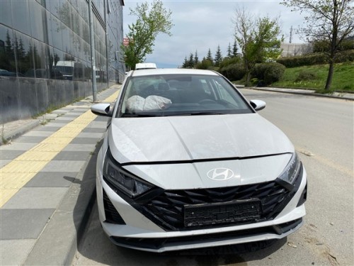2024 Hyundai İ20 Ön Set