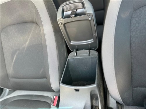 2020 Hyundai Kona Orta Konsol