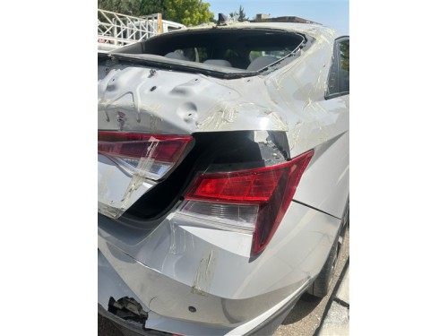 2021 Hyundai Elantra Sağ Arka Dış Stop 