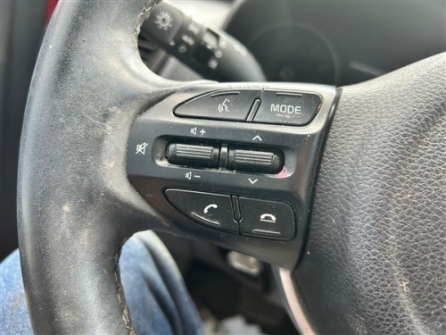 2022 Kia Stonic Ses Açma Kapama Tuşu 