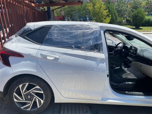 2024 Hyundai İ20 Sağ Arka Kapı 