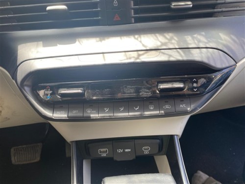 2024 Hyundai İ20 Klima Paneli 