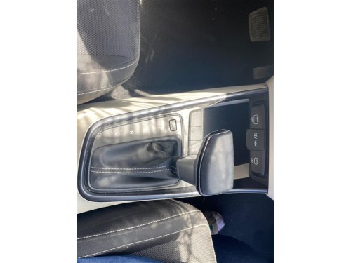 2024 Hyundai İ20 Vites Topuzu Ve Çerçevesi 