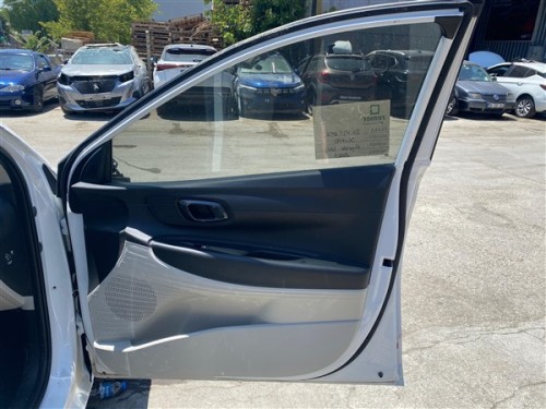 2024 Hyundai İ20 Sağ Ön Kapı Döşemesi