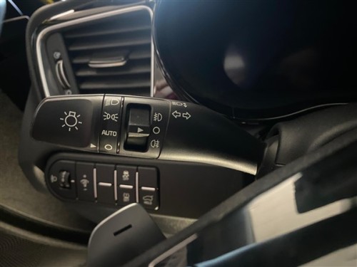 2023 Kia Xceed Silgi Sinyal Kolu 