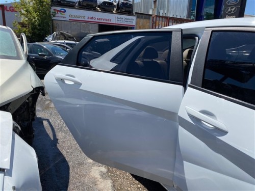 2022 Hyundai Elantra Sağ Arka Kapı 