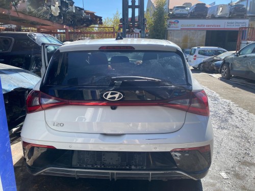 2024 Hyundai İ20 Komple Arka 