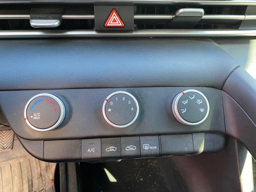 2021 Hyundai Elantra Klima Paneli