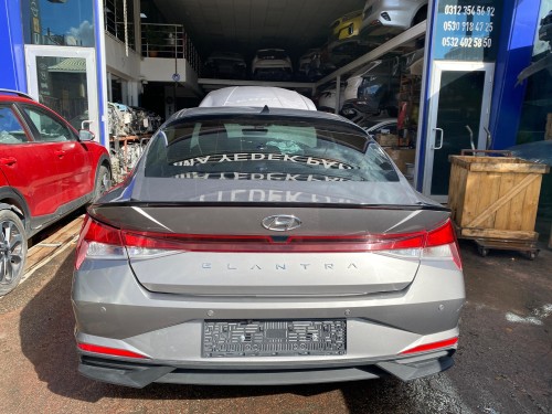 2021 Hyundai Elantra Arka Set 