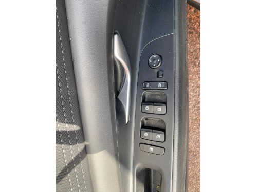 2021 Hyundai Elantra Dörtlü Cam Düğmesi 
