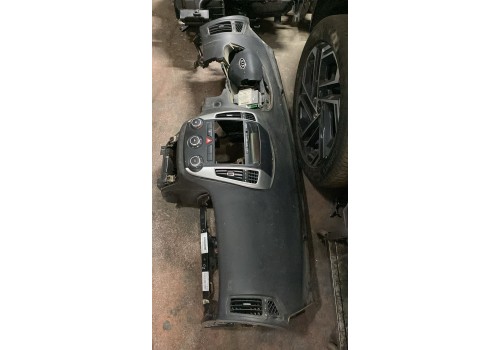 2010 Kia Ceed Ön Göğüs 2010 Kia Ceed Ön Göğüs