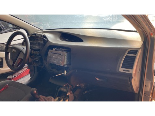 2011 Hyundai İ20 Ön Göğüs Set 2011 Hyundai İ20 Ön Göğüs Set