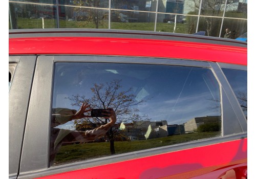 2022 Hyundai Bayon Sol Arka Kapı Camı 