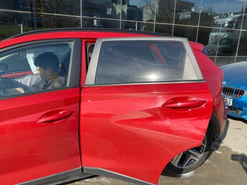 2022 Hyundai Bayon Sol Arka Kapı 2022 Hyundai Bayon Sol Arka Kapı