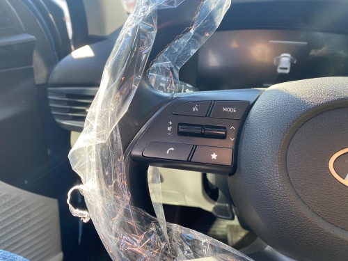 2025 Hyundai Bayon Ses Açma Kapama Tuşu 