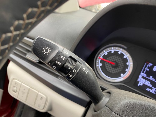 2022 Hyundai İ20 Silgi Sinyal Kolu 