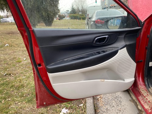 2022 Hyundai İ20 Sol Ön Kapı Döşemesi 