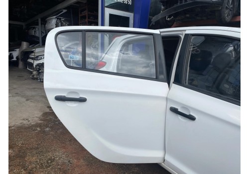 2013 Hyundai İ20 Sağ Arka Kapı 