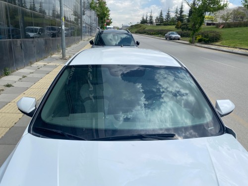 2022 Hyundai Elantra Ön Cam