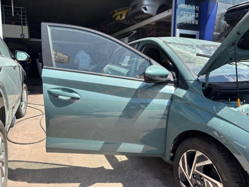 2026 Hyundai İ20 Sağ Ön Kapı