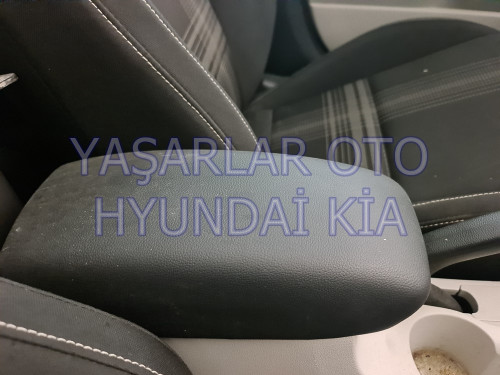 Hyundai Bayon Orta Kolçak