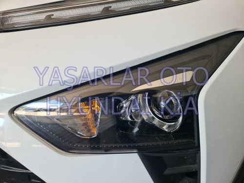 Hyundai Bayon Sol Far