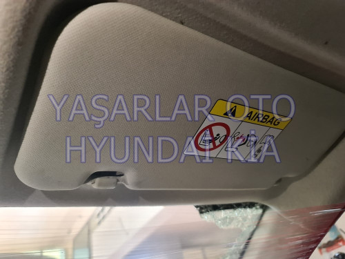 Hyundai Bayon Güneşlik