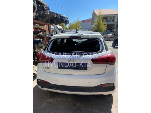 2018-2019 HYUNDAİ İ20 BAGAJ KAPAĞI