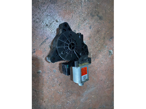 2016-2020 HYUNDAİ TUCSON SOL ARKA CAM MOTORU 