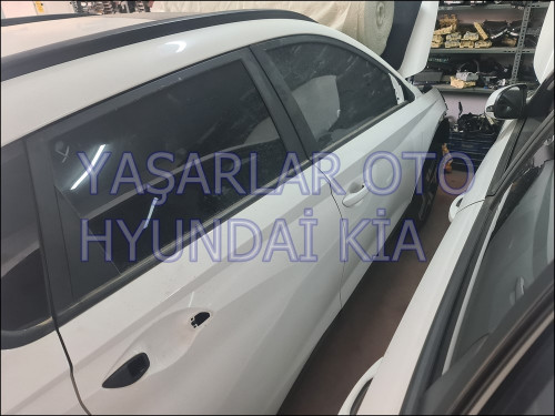 Hyundai Bayon Sağ Sol Ön Arka Kapı Beyaz